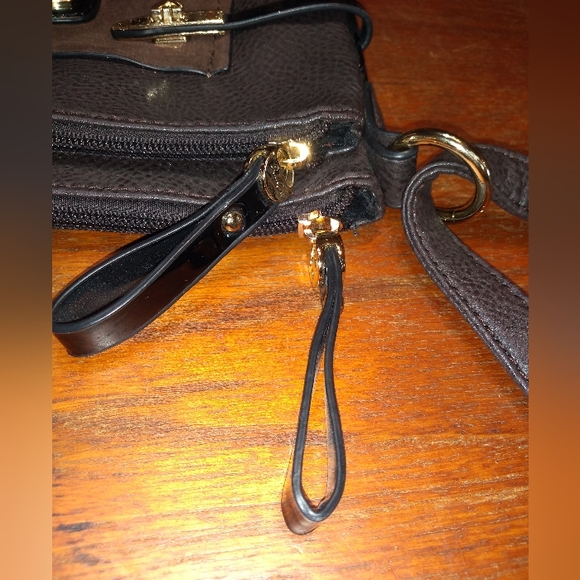 Gussaci Crossbody Purse, Brown, Adjustable Strap, Two Interior Compartme… - Picture 12 of 13